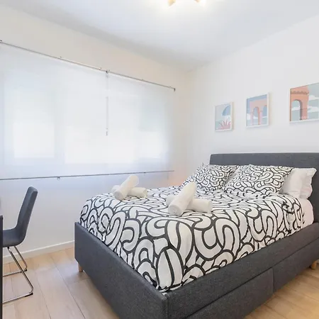 Fully Renovated In The Heart Of Fuengirola, 2 Min Walk To The شقة فوينخيرولا
