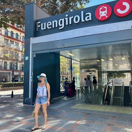 Fully Renovated In The Heart Of Fuengirola, 2 Min Walk To The شقة