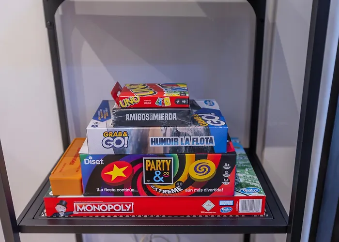 Fully Renovated In The Heart Of Fuengirola, 2 Min Walk To The * 丰希罗拉