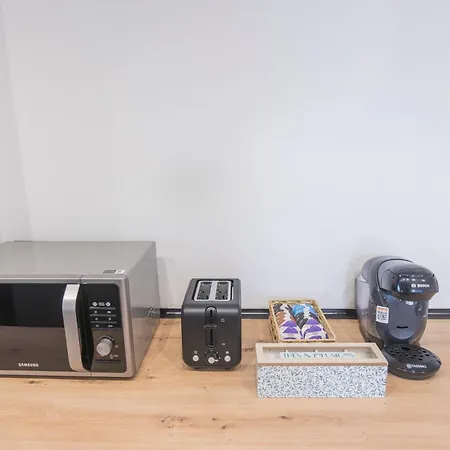 アパート Fully Renovated In The Heart Of Fuengirola, 2 Min Walk To The *