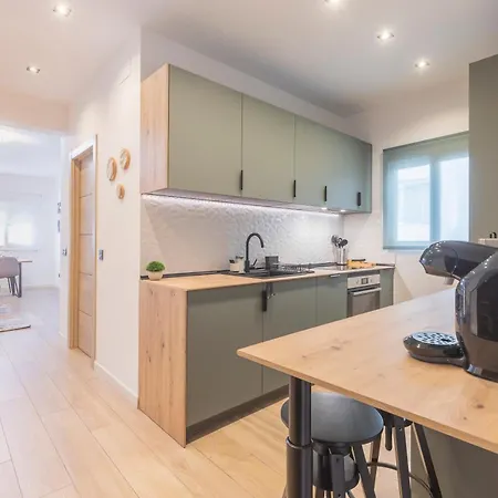 Fully Renovated In The Heart Of Fuengirola, 2 Min Walk To The Appartement