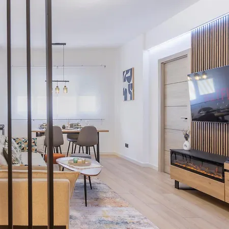 Fully Renovated In The Heart Of Fuengirola, 2 Min Walk To The Appartement Fuengirola