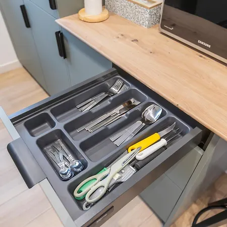 アパート Fully Renovated In The Heart Of Fuengirola, 2 Min Walk To The *