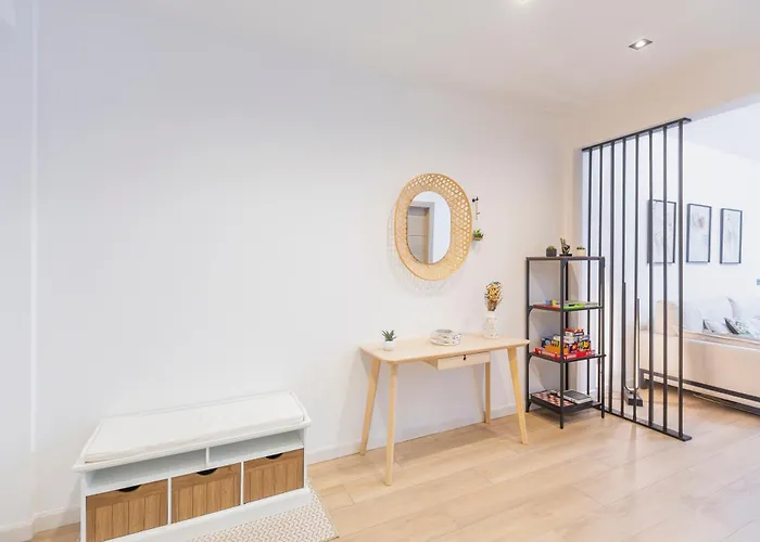 Fully Renovated In The Heart Of Fuengirola, 2 Min Walk To The *