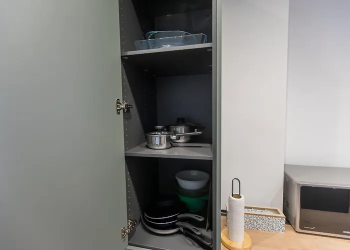 Fully Renovated In The Heart Of Fuengirola, 2 Min Walk To The * Fuengirola